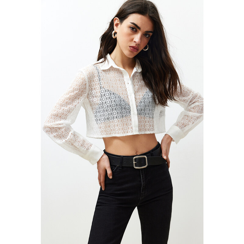 Trendyol Ecru Lace Crop Regular Regular Fit Woven Shirt 107074068