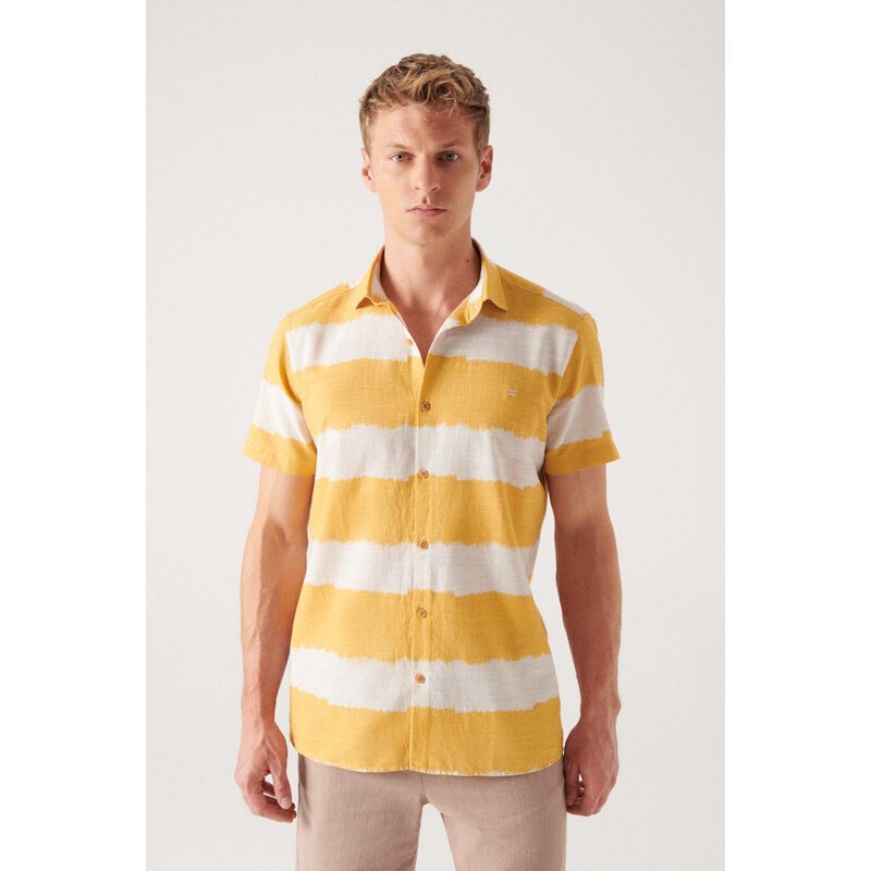 Avva Men's Mustard Cotton Short Sleeve Shirt