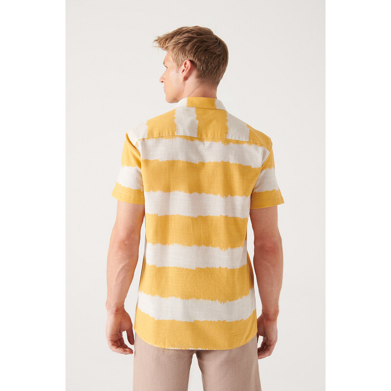 Avva Men's Mustard Cotton Short Sleeve Shirt
