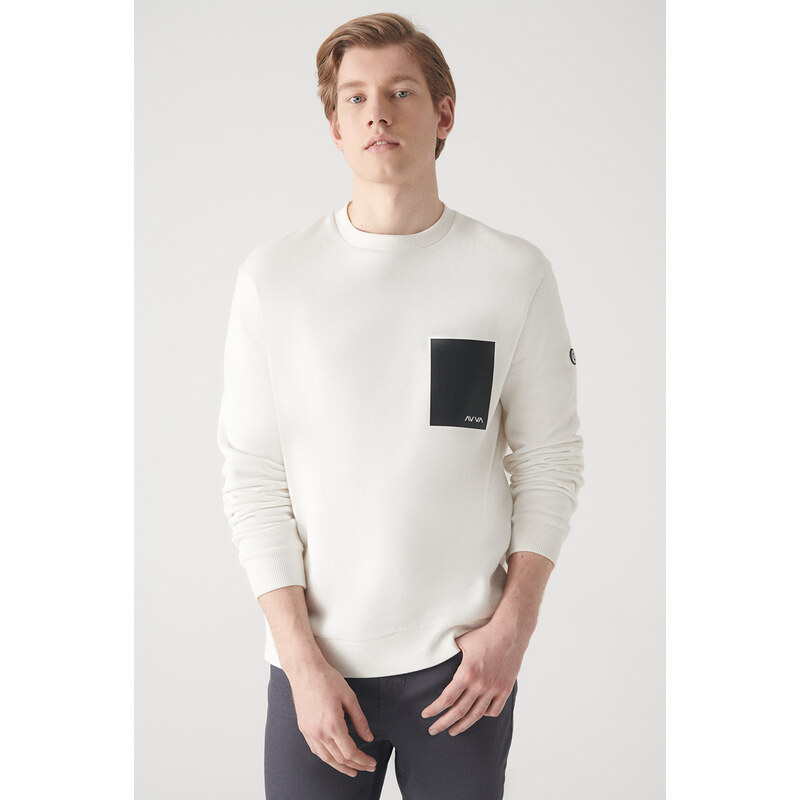 Avva Men's White Crew Neck 3 Thread Fleece Printed Regular Fit Sweatshirt