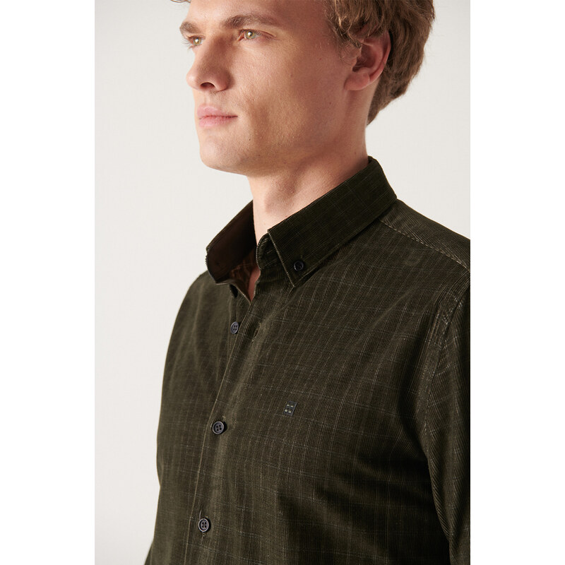 Avva Men's Khaki Velvet Plaid Regular Fit Shirt