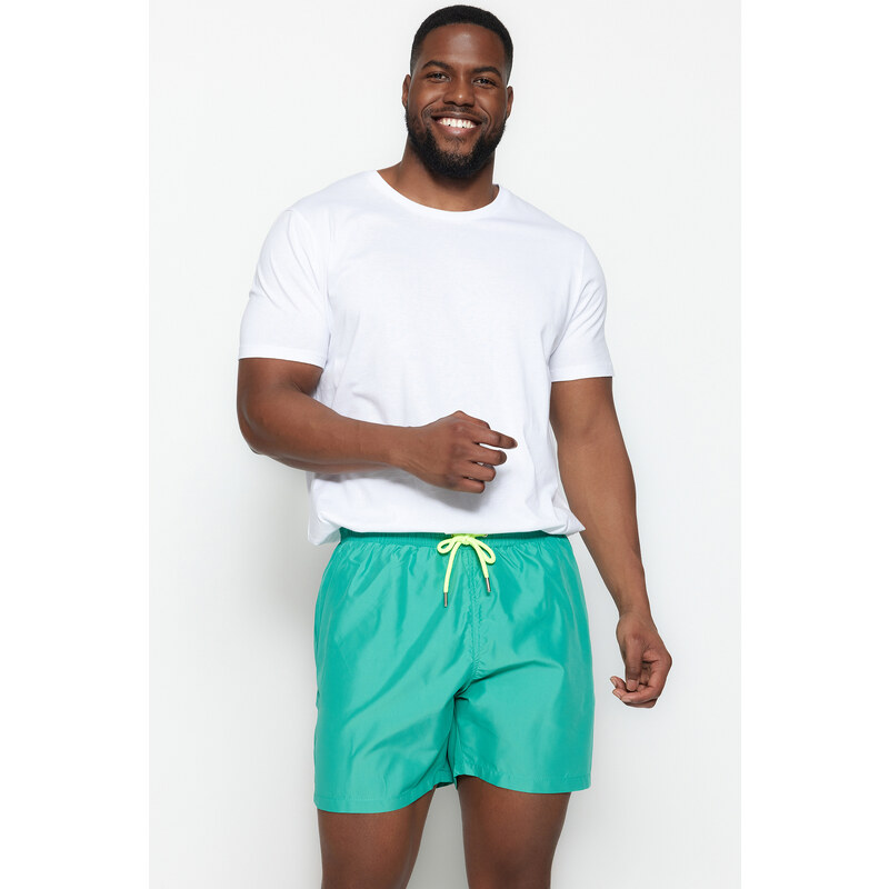 Trendyol Plus Size Green Standard Fit Marine Shorts