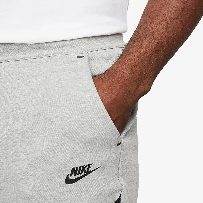 Nike sportswear tech fleece co GREY