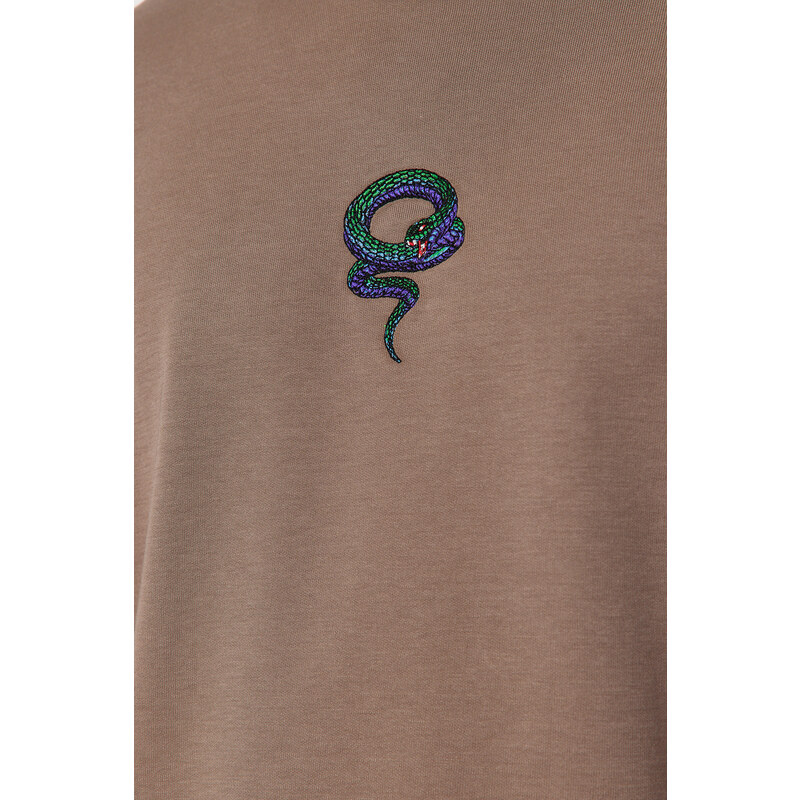 Trendyol Limited Edition Mink Oversize Snake Embroidery Thick Premium T-Shirt