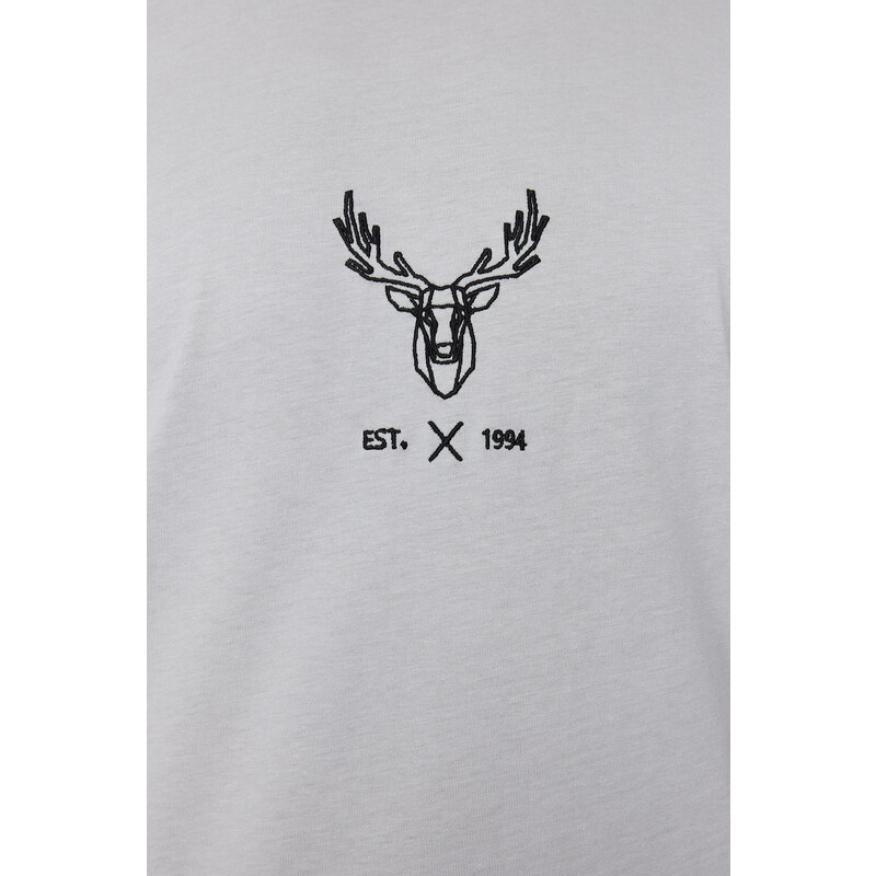 Trendyol Gray Regular/Regular Cut Deer Embroidered 100% Cotton T-Shirt