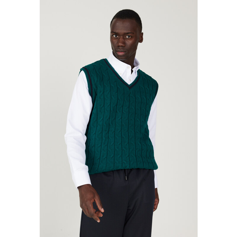 AC&Co / Altınyıldız Classics Men's Green Standard Fit Normal Cut V Neck Knitwear Sweater