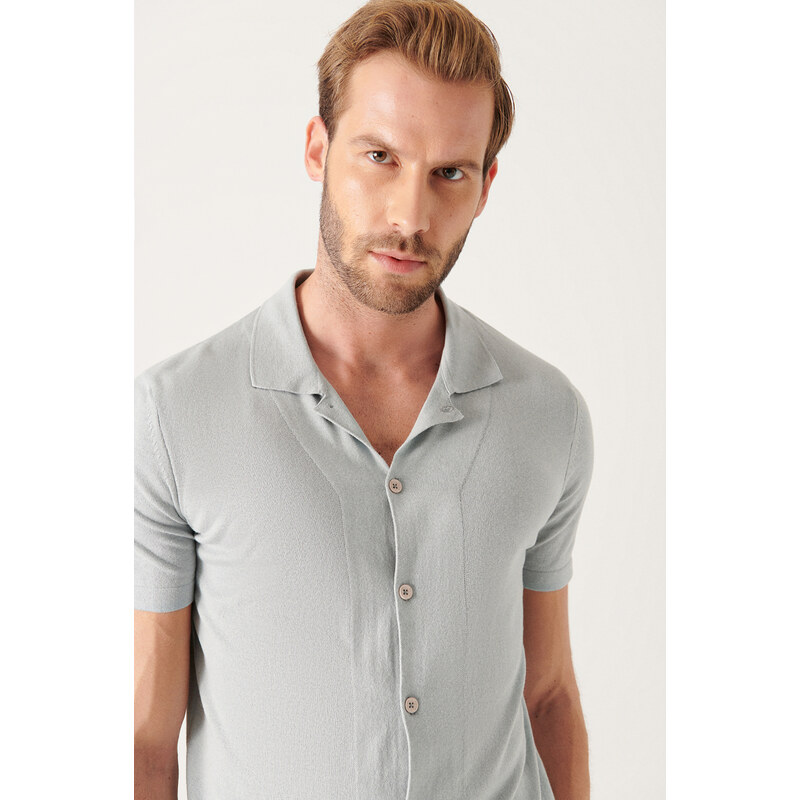 Avva Men's Gray Cuban Collar Buttoned Standard Fit Normal Cut Knitwear T-shirt