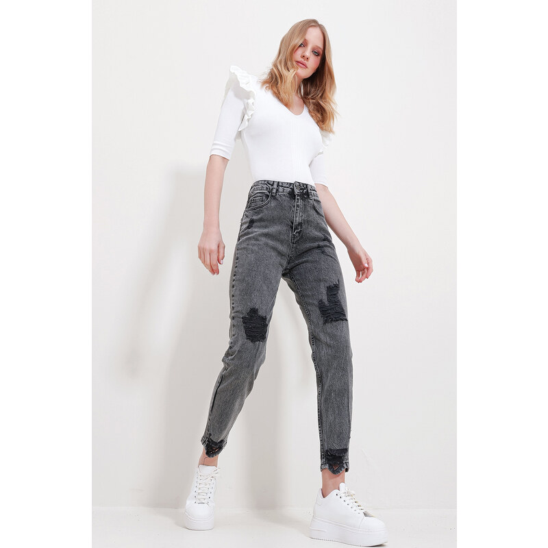 Trend Alaçatı Stili Women's Anthracite Snow Washed Mom Jeans