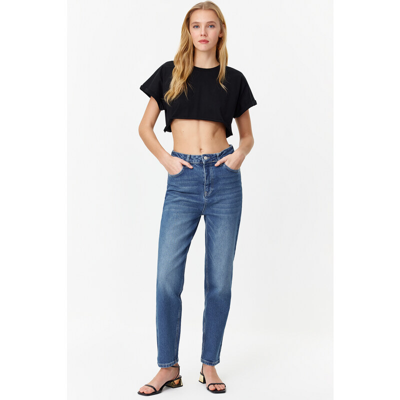 Trendyol Blue More Sustainable High Waist Slim Mom Jeans