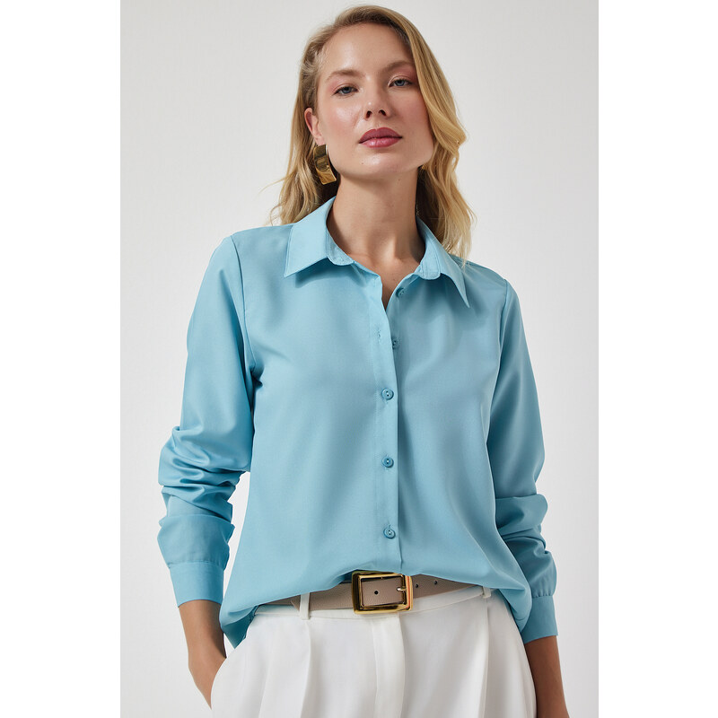 Happiness İstanbul Women's Turquoise Soft Textured Basic Shirt