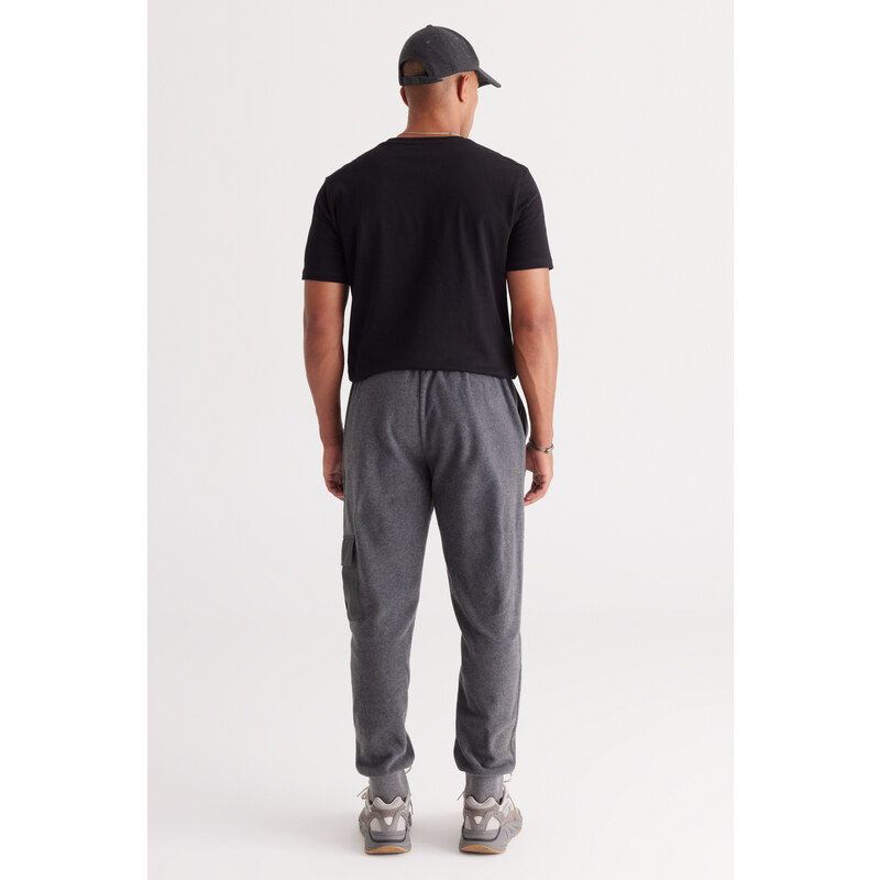 AC&Co / Altınyıldız Classics Men's Anthracite-melange Standard Fit Regular Cut Fleece Cargo Pocket Jogger Sweatpants