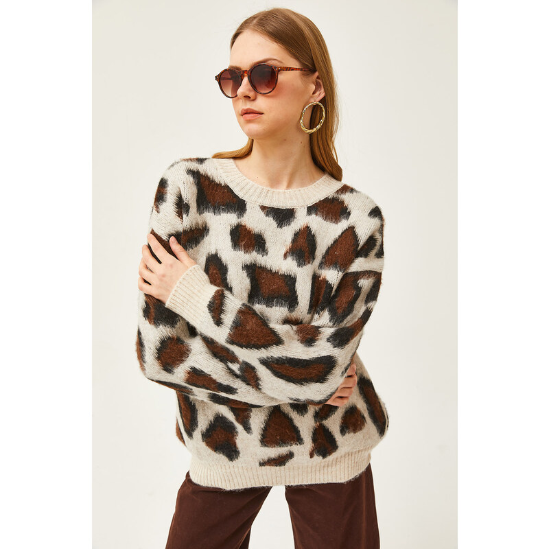 Olalook Women's Ecru Leopard Soft Textured Thick Knitwear Sweater