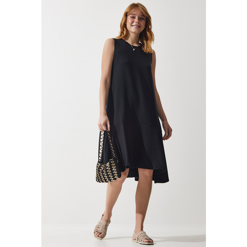 Happiness İstanbul Women's Black Crew Neck Knitted Flounce Bell Dress