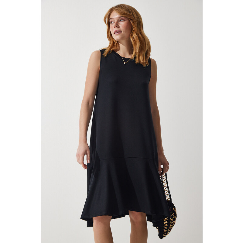 Happiness İstanbul Women's Black Crew Neck Knitted Flounce Bell Dress