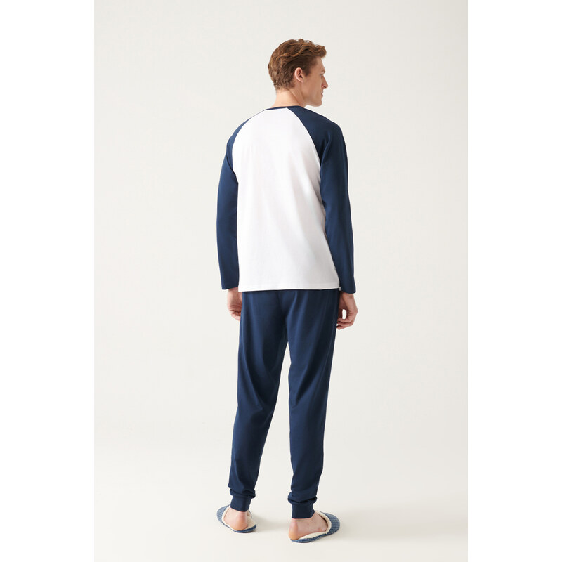 Avva Men's Navy Blue Crew Neck 100% Cotton With Special Boxes, Long Sleeves and Printed Pajamas Set