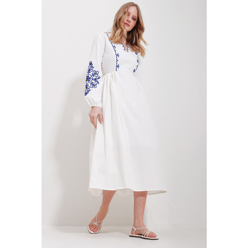 Trend Alaçatı Stili Women's White V-Neck Inner Lined Linen Embroidery Midi Length Dress