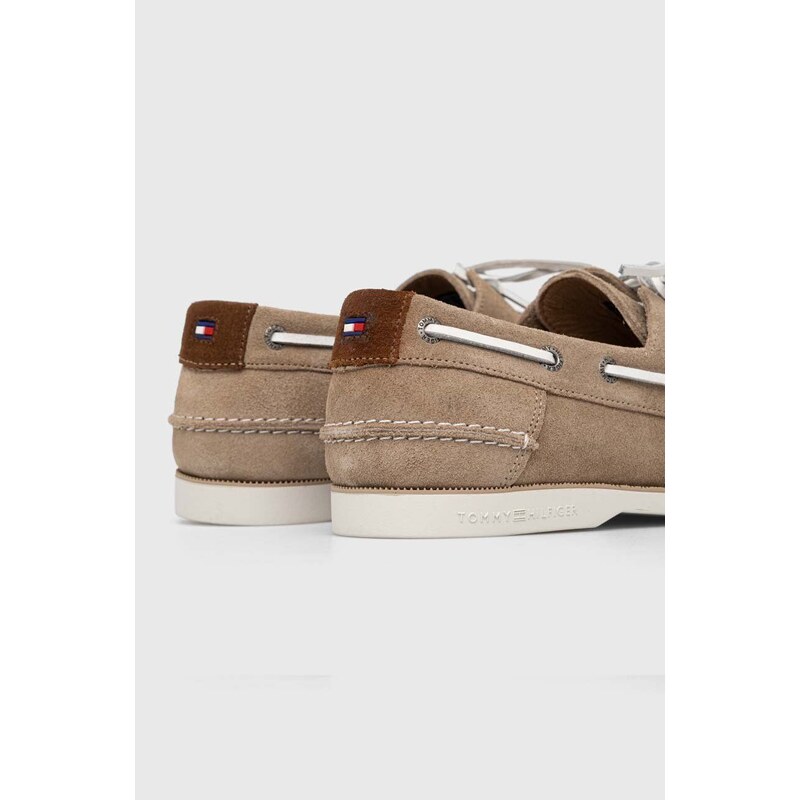 Semišové mokasíny Tommy Hilfiger TH BOAT SHOE CORE SUEDE pánské, béžová barva, FM0FM04505