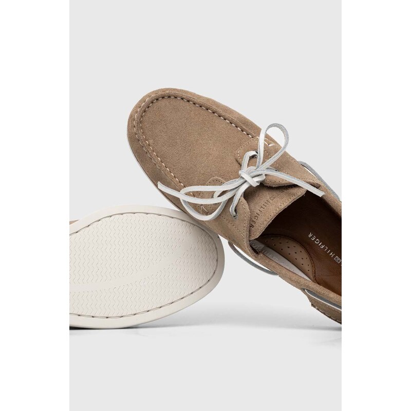 Semišové mokasíny Tommy Hilfiger TH BOAT SHOE CORE SUEDE pánské, béžová barva, FM0FM04505