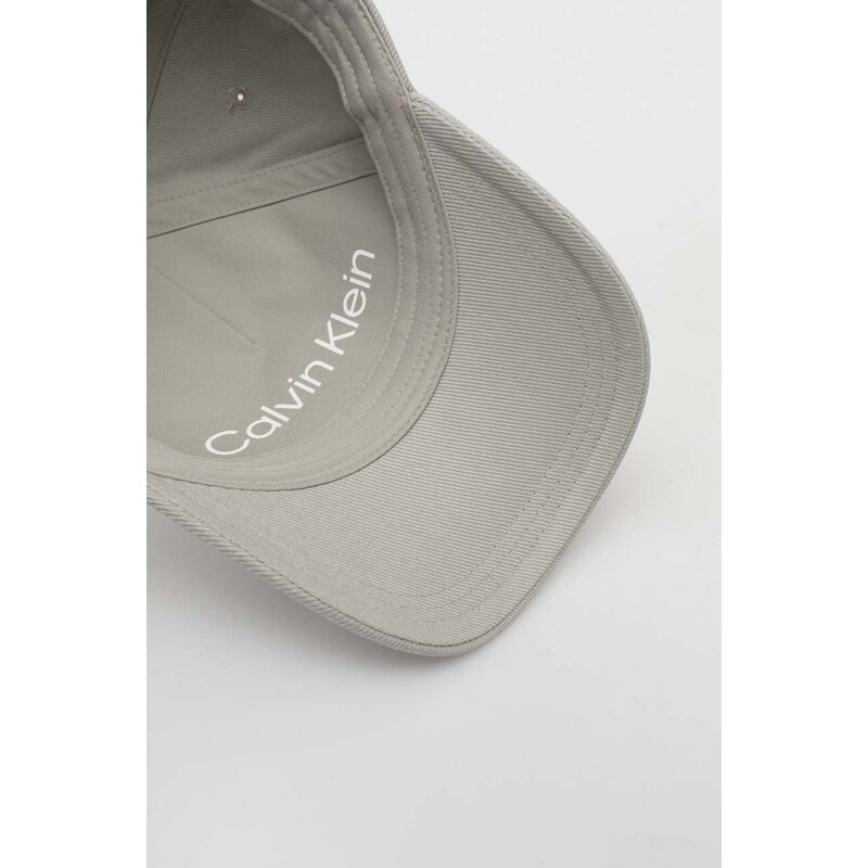 Bavlněná baseballová čepice Calvin Klein šedá barva, s aplikací