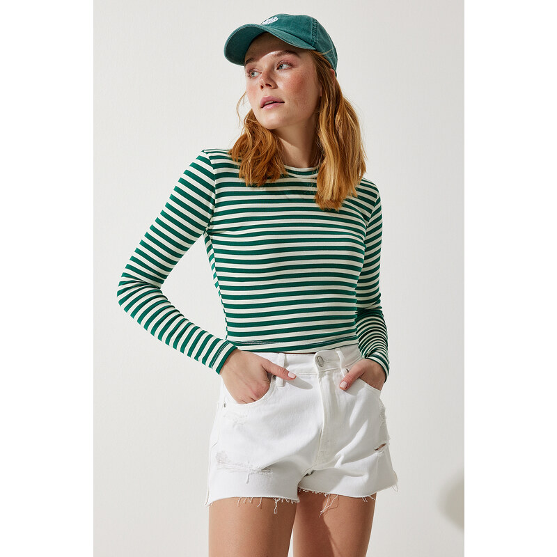 Happiness İstanbul Women's Dark Green Crew Neck Striped Crop Knitted Blouse