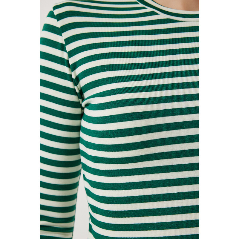 Happiness İstanbul Women's Dark Green Crew Neck Striped Crop Knitted Blouse