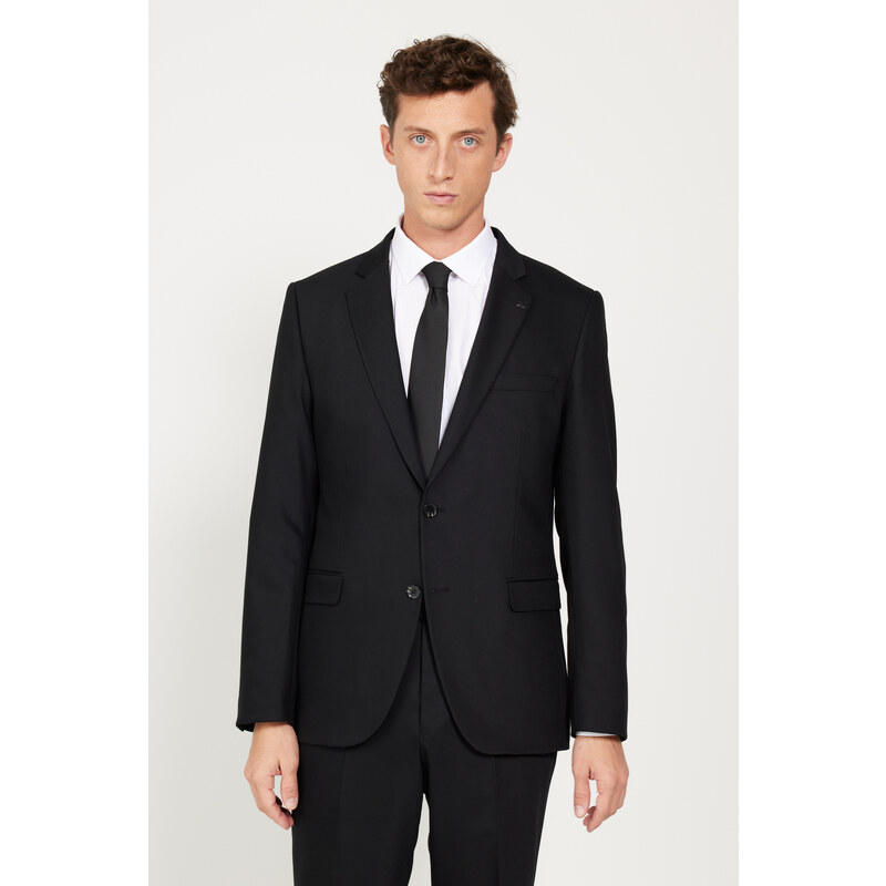 ALTINYILDIZ CLASSICS Men's Black Regular Fit Wide Cut Monocollar Dobby Suit.