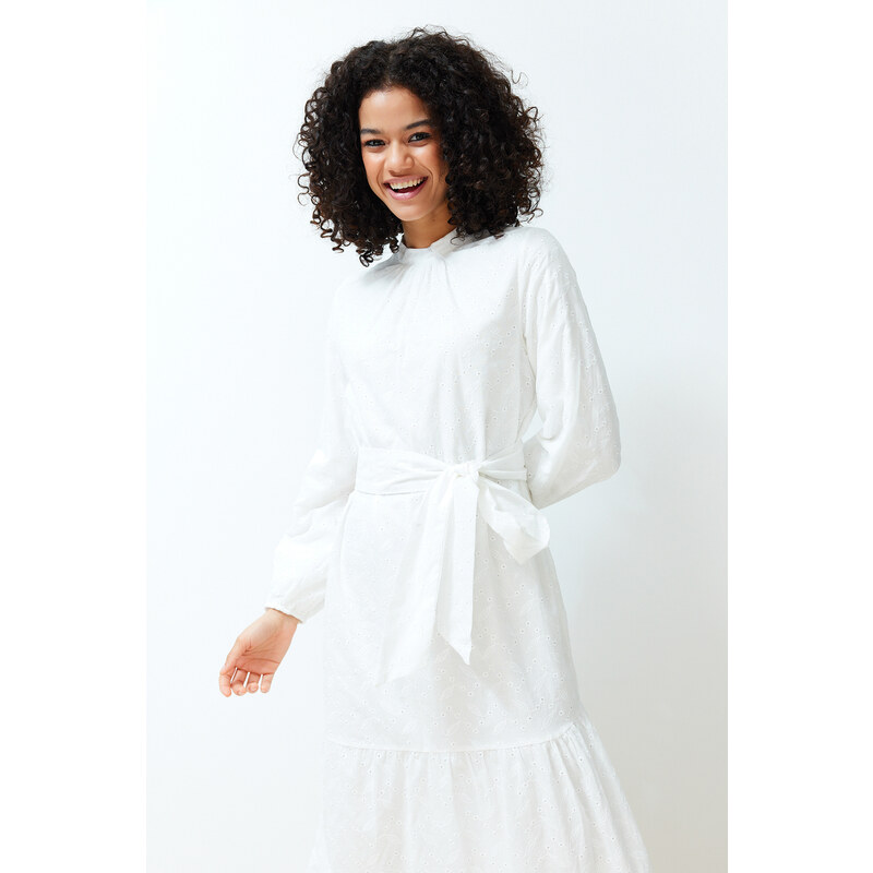 Trendyol White Stand Collar Embroidery Lace Lined Woven Dress