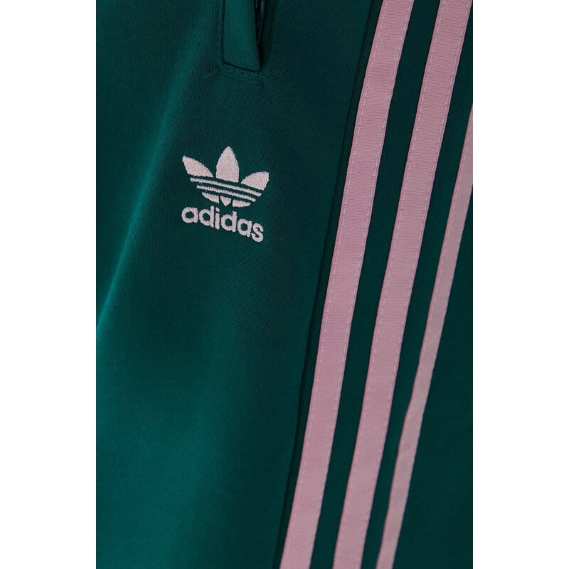 Tepláky adidas Originals zelená barva, s aplikací, IM9818