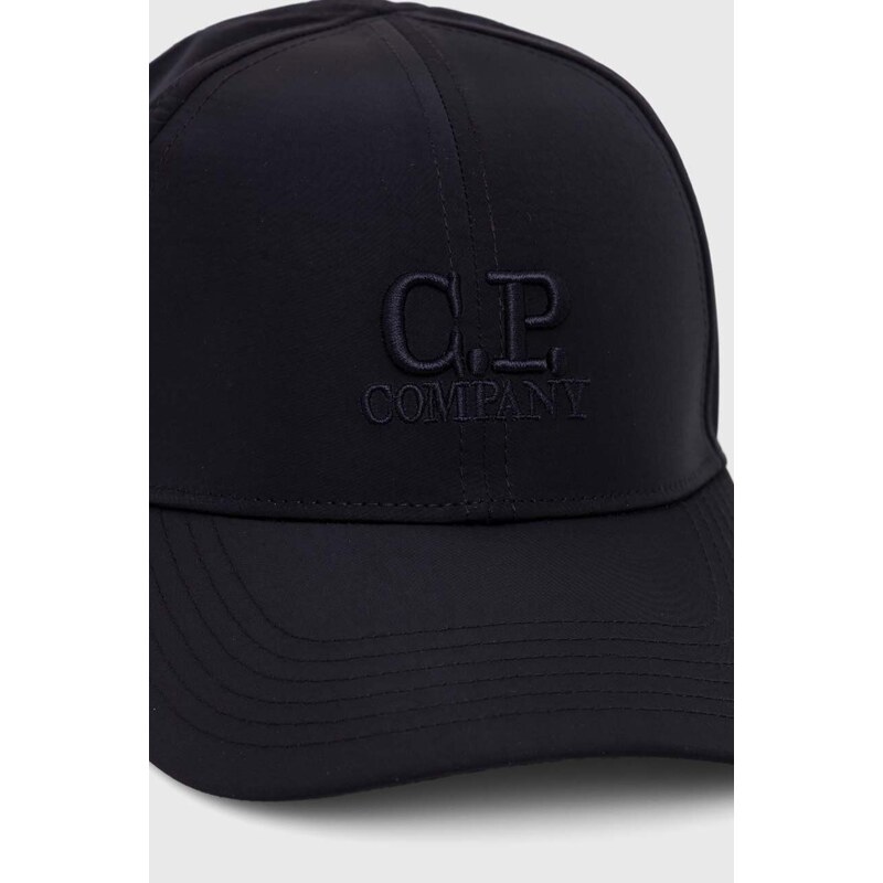 Kšiltovka C.P. Company Chrome-R Logo Cap tmavomodrá barva, s aplikací, 16CMAC147A005904A