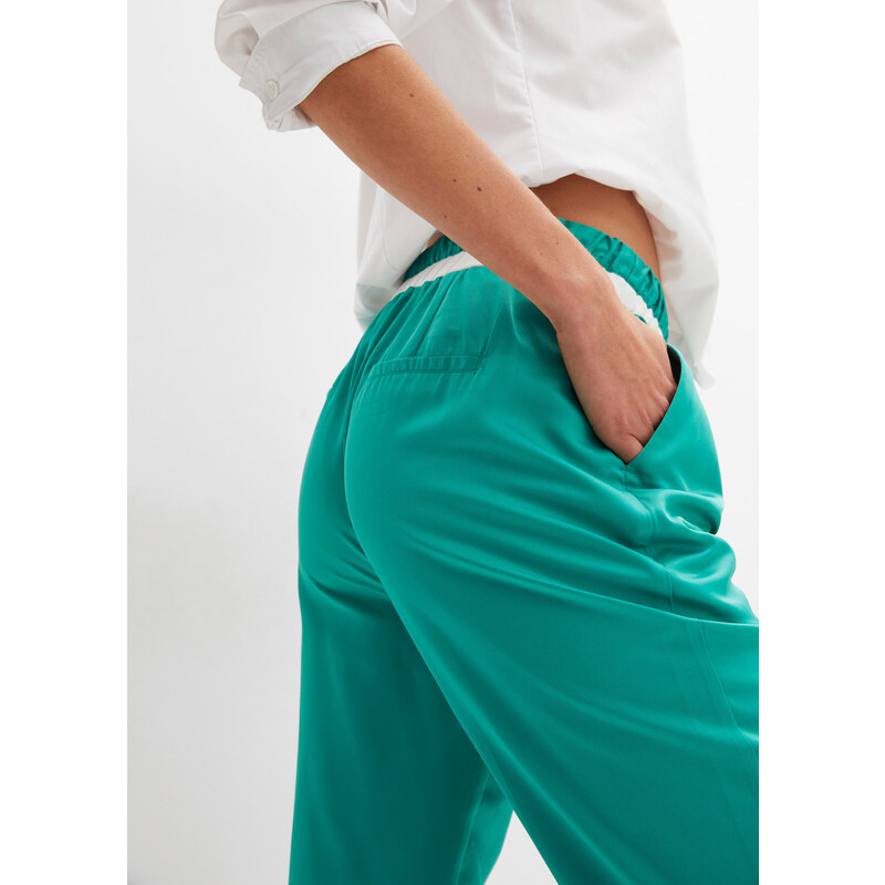 bonprix Sportovní kalhoty Zelená