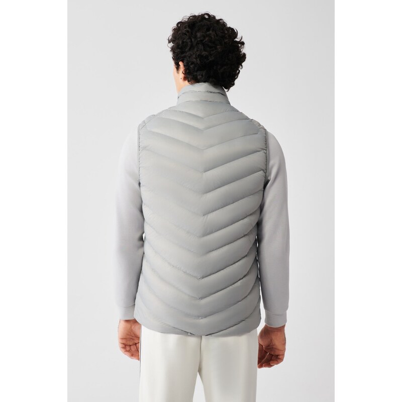 Avva Men's Gray Puffer Vest Goose Feather Water Repellent Windproof Comfort Fit