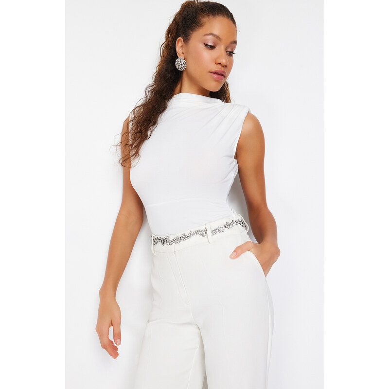 Trendyol Bridal White Fitted Knitted Snap Body