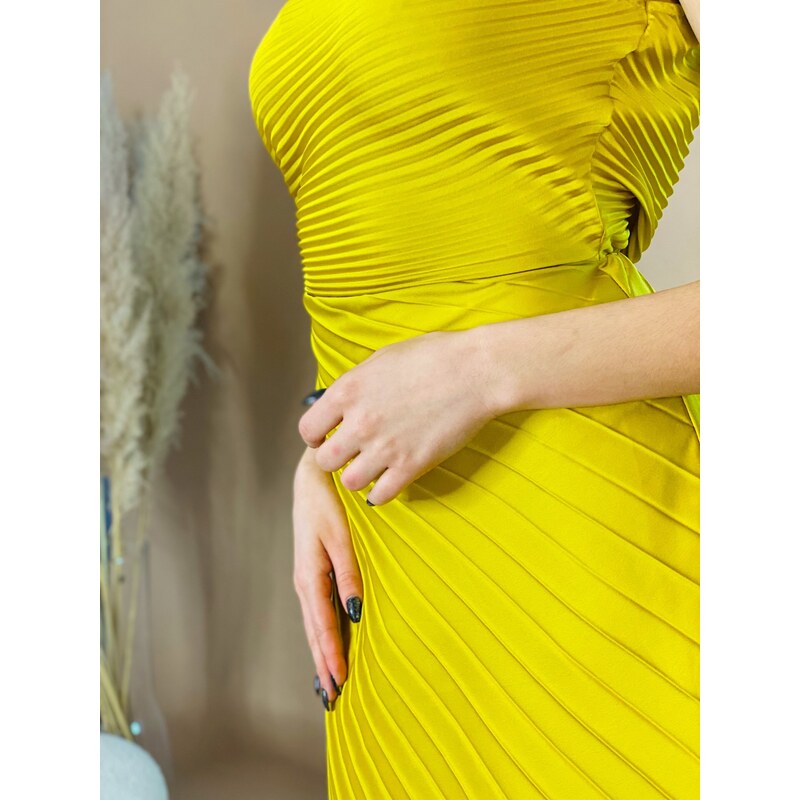 Webmoda Dámské asymetrické plisované šaty na jedno rameno - žluté