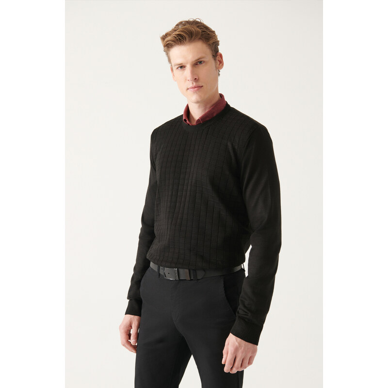 Avva Men's Black Crew Neck Front Textured Regular Fit Knitwear Sweater