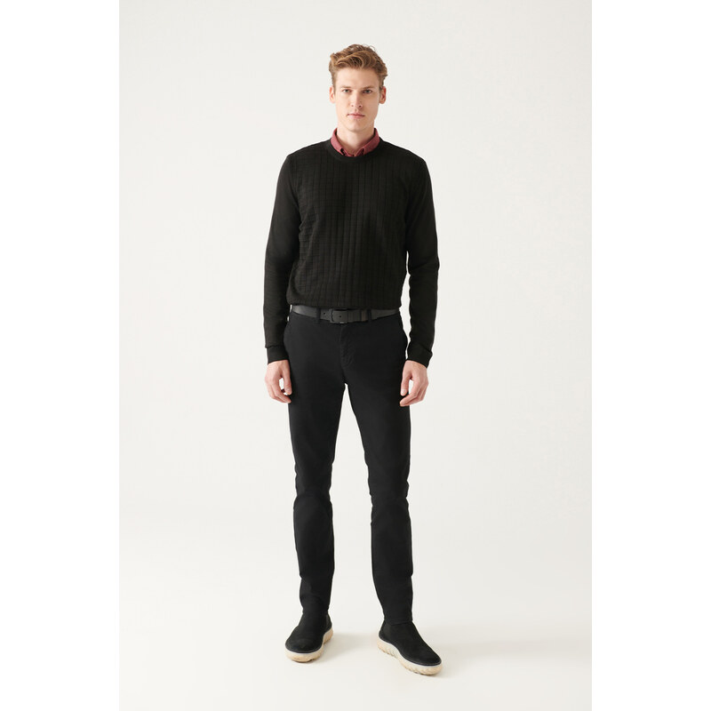 Avva Men's Black Crew Neck Front Textured Regular Fit Knitwear Sweater