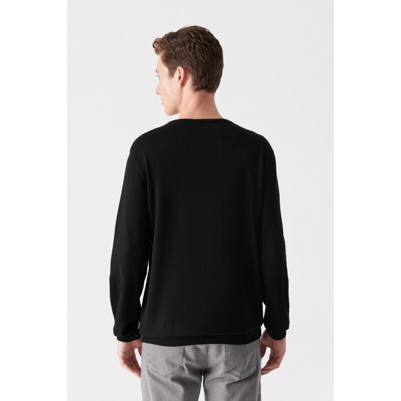 Avva Men's Black Crew Neck Jacquard Sweater