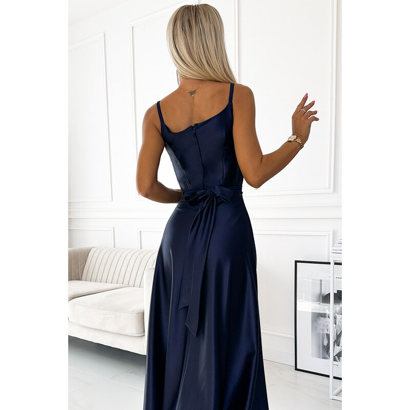 numoco JULIET - Elegantní tmavě modré dlouhé dámské saténové šaty s výstřihem 512-2