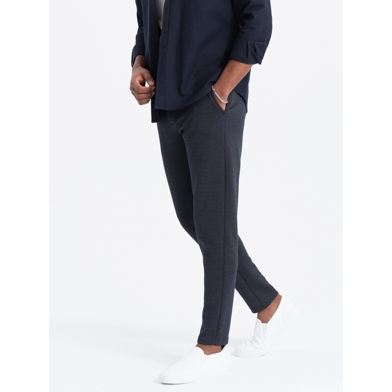 Ombre Clothing Pánské kalhoty CARROT ze strukturovaného dvoubarevného úpletu - tmavě modré V1 OM-PACP-0168