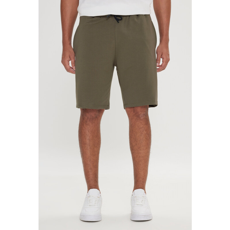 AC&Co / Altınyıldız Classics Men's Khaki Standard Fit Normal Cut Cotton Flexible Knitted Shorts.