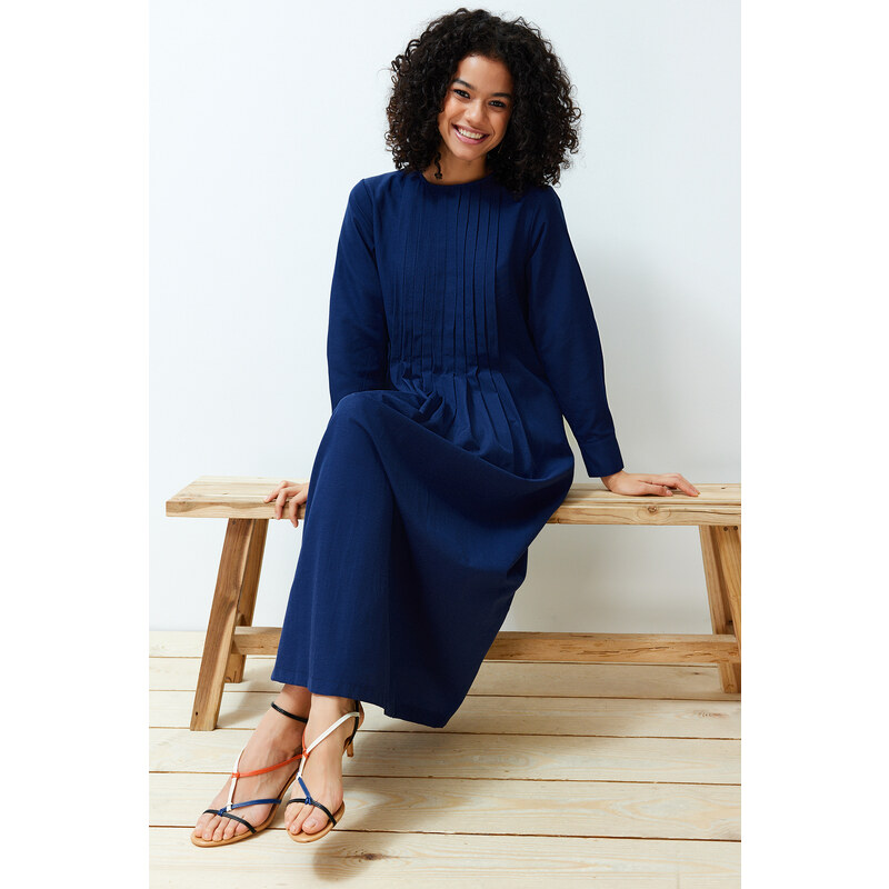 Trendyol Navy Blue Pleat Detailed Comfort Woven Dress