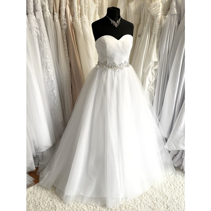 bílé tylové svatební šaty Claudia