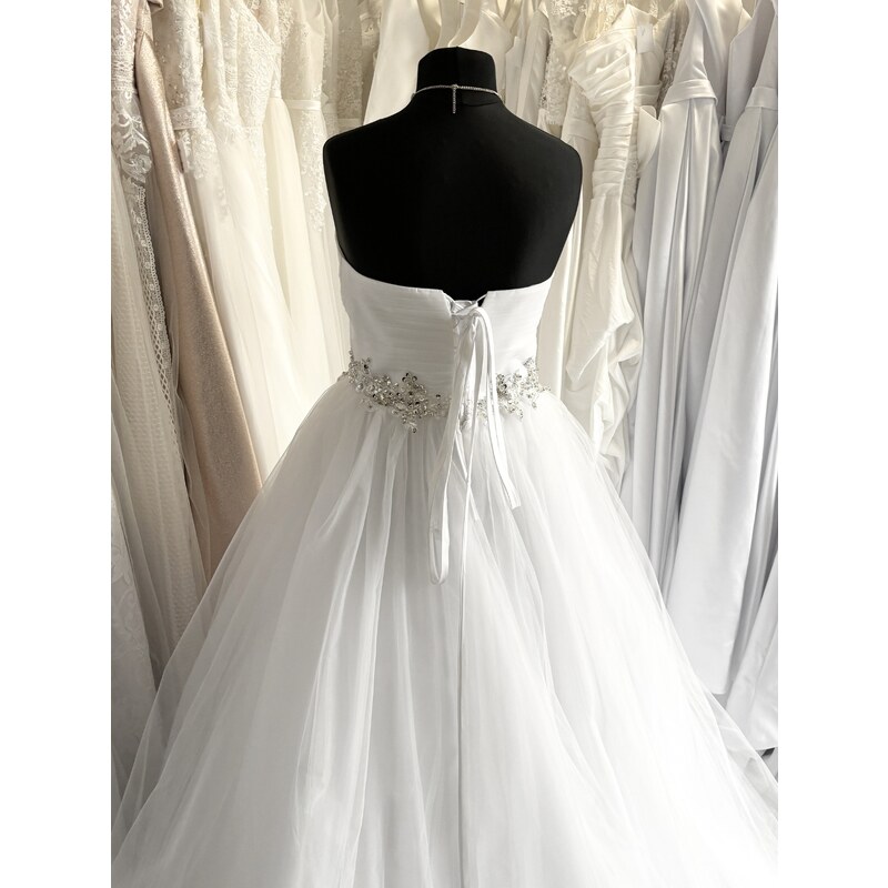 bílé tylové svatební šaty Claudia