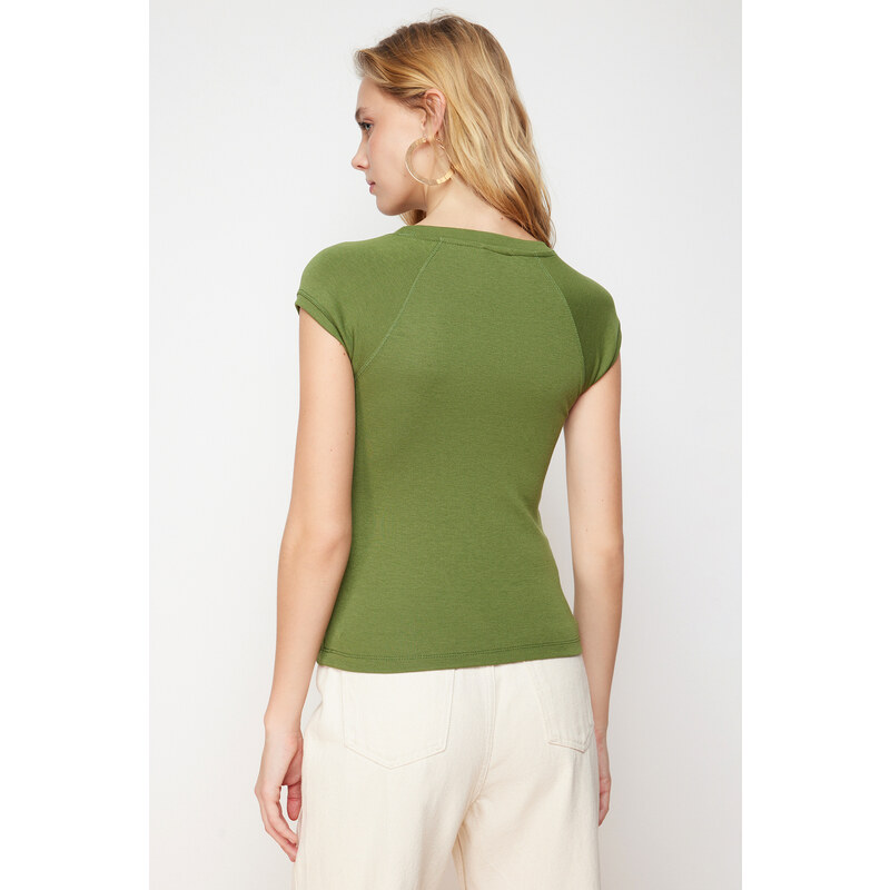 Trendyol Khaki Viscose/Soft Fabric Moon Sleeve Fitted Stretchy Knitted Blouse