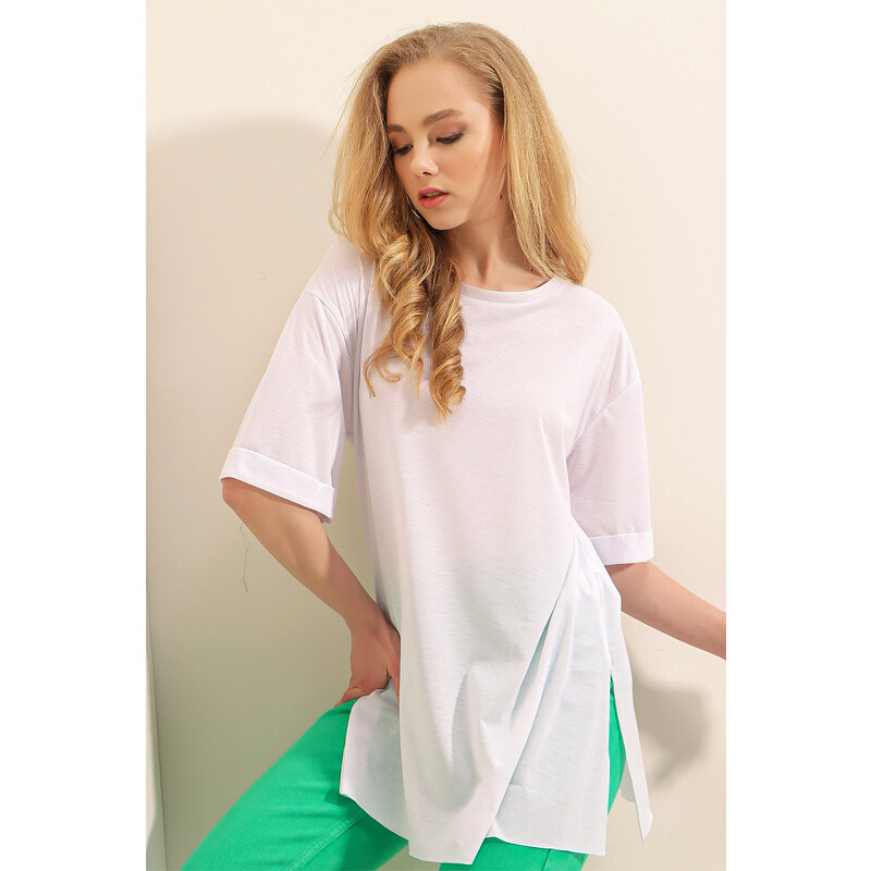 Bigdart 4123 Oversized T-Shirt with a slit - White