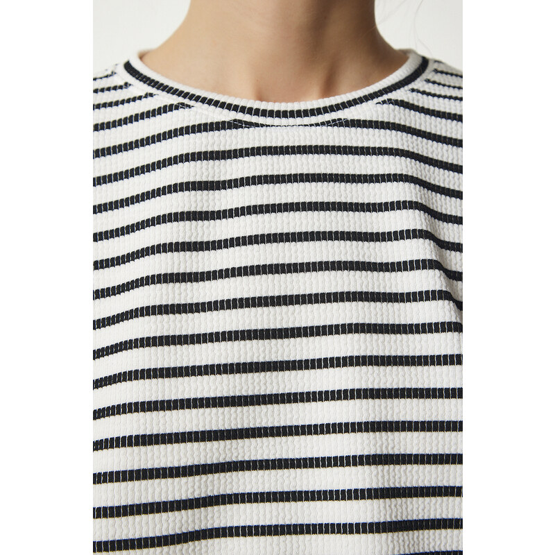 Happiness İstanbul Women's White Striped Knitted Blouse