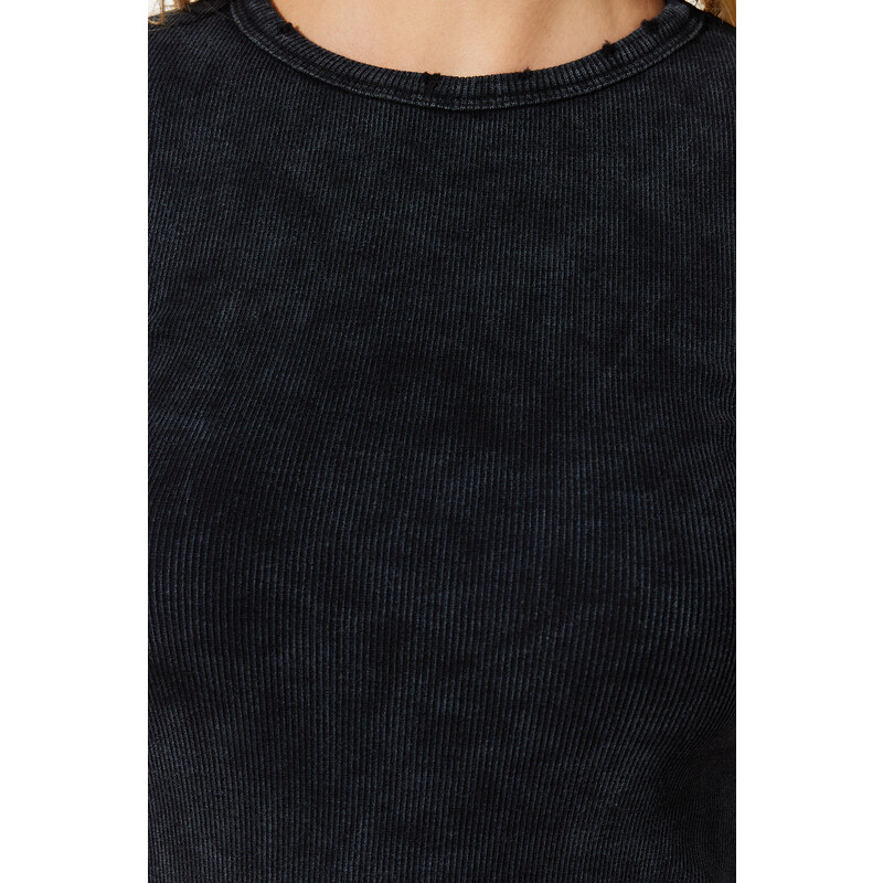 Trendyol Black Vintage/Faded Effect Basic Corduroy Cotton Stretchy Knitted T-Shirt