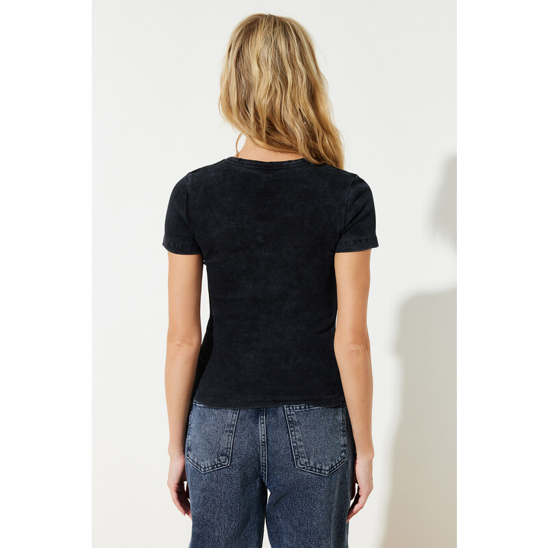 Trendyol Black Vintage/Faded Effect Basic Corduroy Cotton Stretchy Knitted T-Shirt