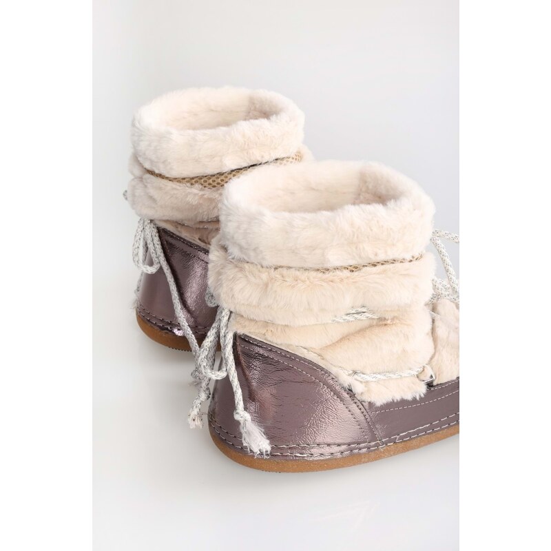 Shoeberry Women's Snowie Beige Feathered Thick Sole Snow Boots