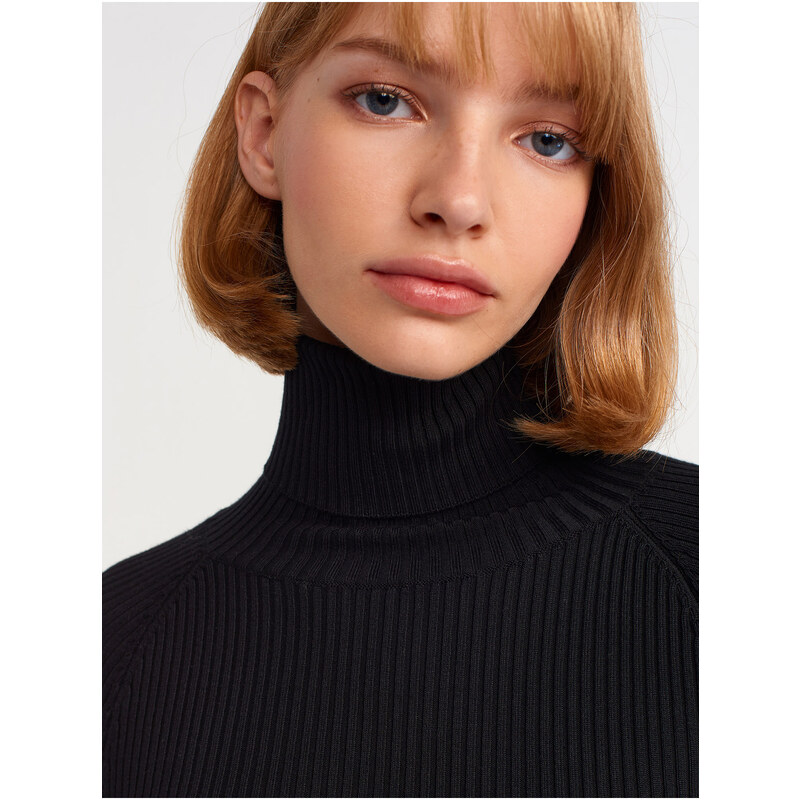 Dilvin 10429 Turtleneck Ribbed Sweater-Black