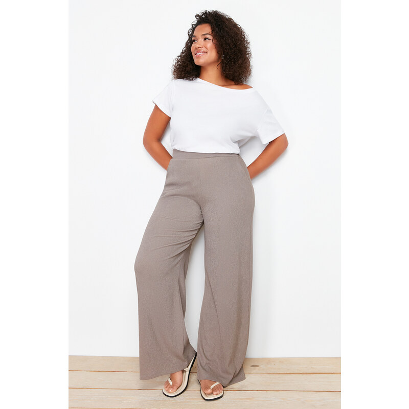 Trendyol Curve Brown Wide Cut Knitted Trousers